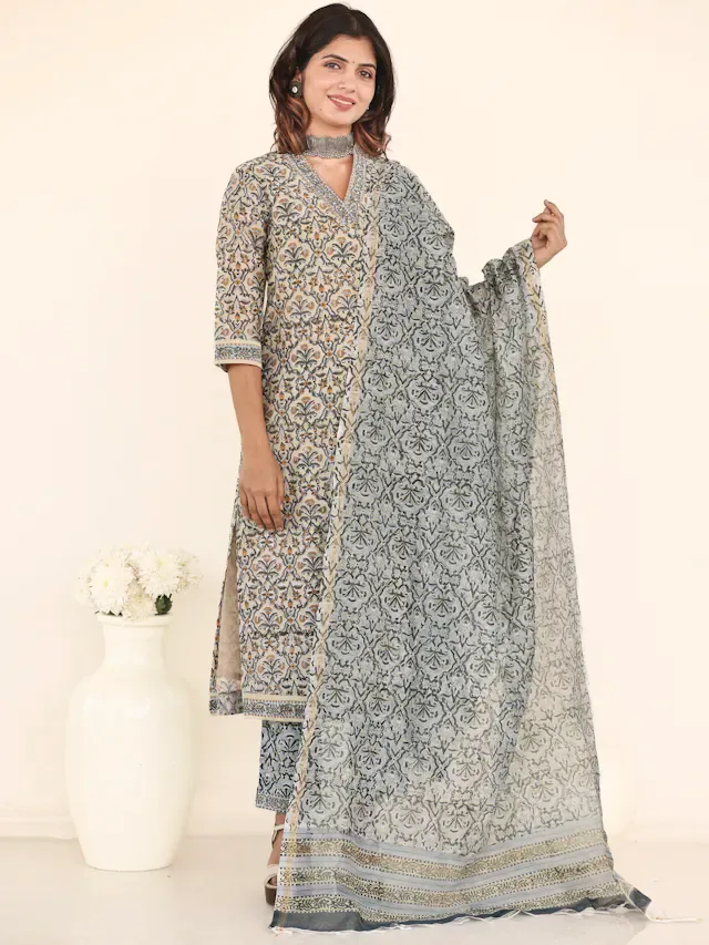 Bloom Three-Piece Set